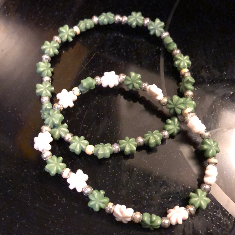 Bracelets - Picture 2 of 3